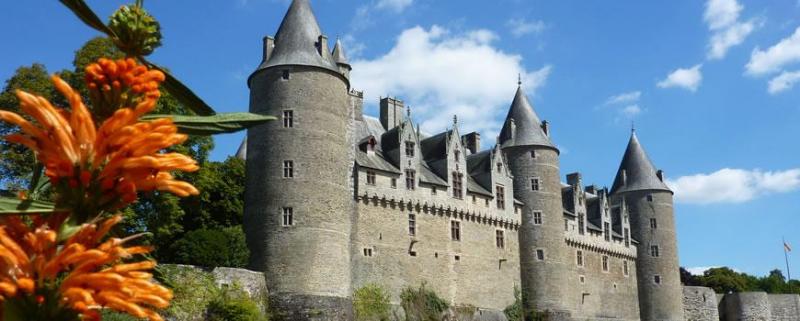 camping-carnac-morbihan-bretagne-josselin-chateau